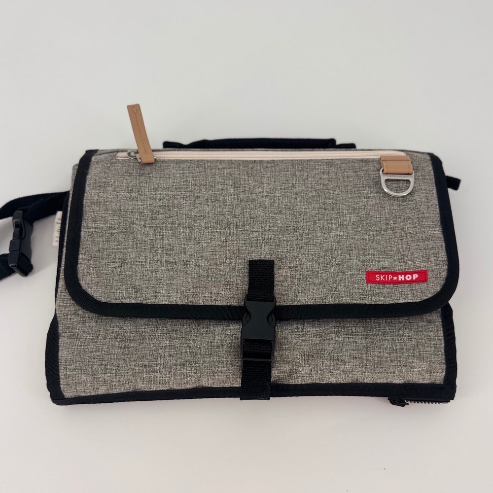 Skip Hop Pronto Signature Portable Changing Pad Grey Melange  Polka Dot Clutch
